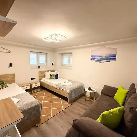 Apartament Center Of Varna-free Parking